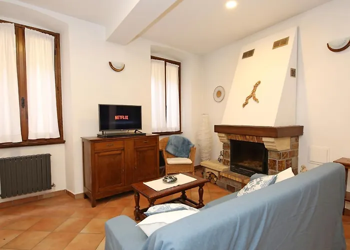 Mella Al Porto - With Terraces Near The - Parking *