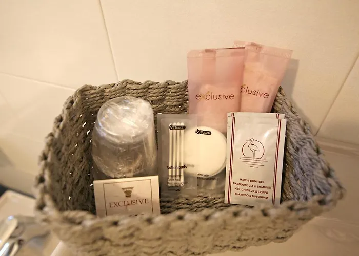 Mella Al Porto - With Terraces Near The - Parking 벨라지오